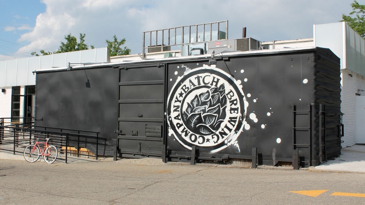 The exterior of Batch Brewing.